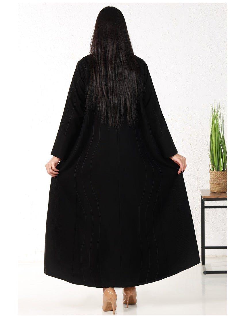 ألوان الجمال عباية باللون الأسود مزينة بخيوط بيضاء  - Image 2