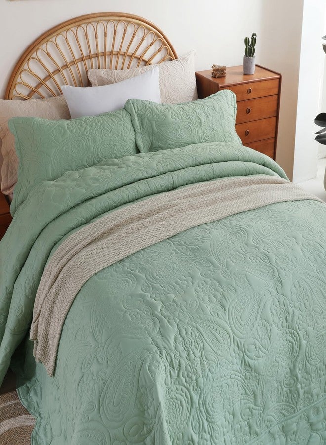 EVENHUG Oversized King Quilt Set California King Size Bedspread 120"x120" Lightweight Reversible Bedding Coverlets Set for All Seasons 3 Piece (Super King,Sage Green) - Image 3