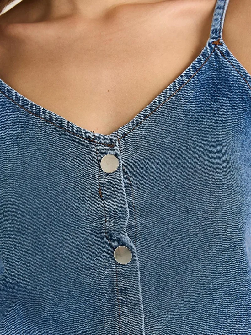 Bianco Lucci LUCCI Fitted Cotton V-Neck Crop Blouse with Buttons