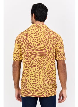 Wrangler Men Regular Fit Allover Print Short Sleeves Casual Shirt, Yellow Combo  - Image 3