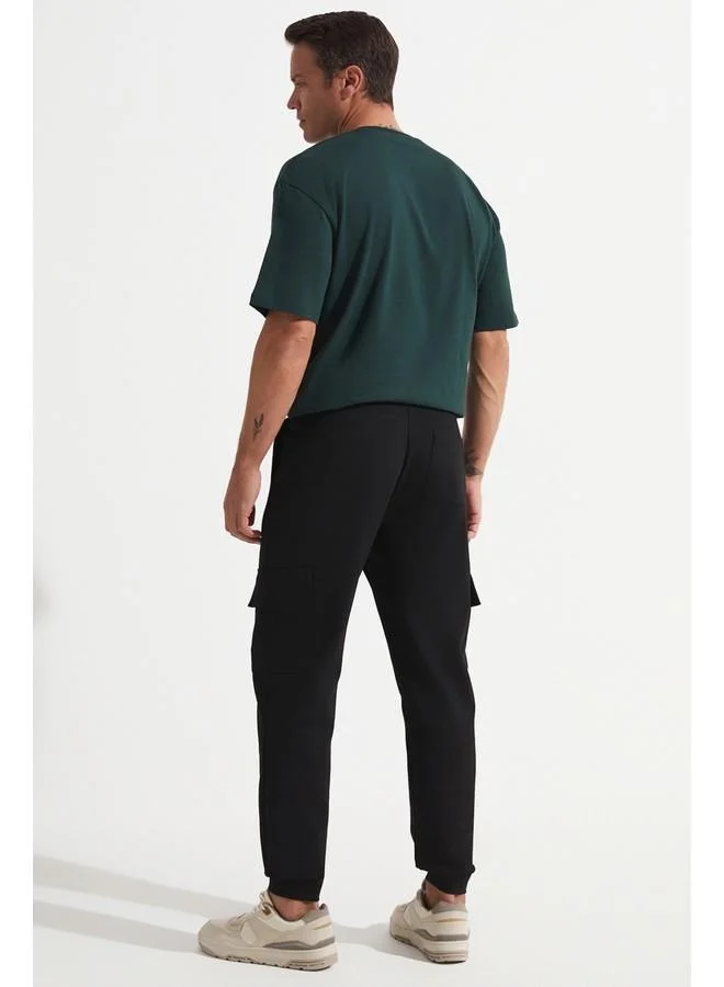 جون June Men Cargo Pocket Sweatpant Black