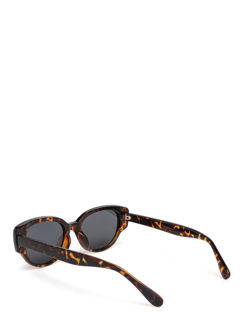 London Rag - Durable Cat Eye Sunglasses in Leopard - Image 1