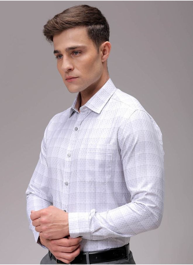 The Indian Garage Co Men Slim Fit Checkered Full Sleeves Cutaway Collar Formal Shirt  - Image 3
