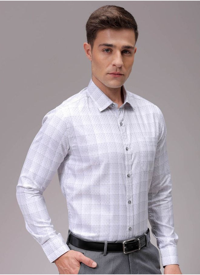 The Indian Garage Co Men Slim Fit Checkered Full Sleeves Cutaway Collar Formal Shirt  - Image 4