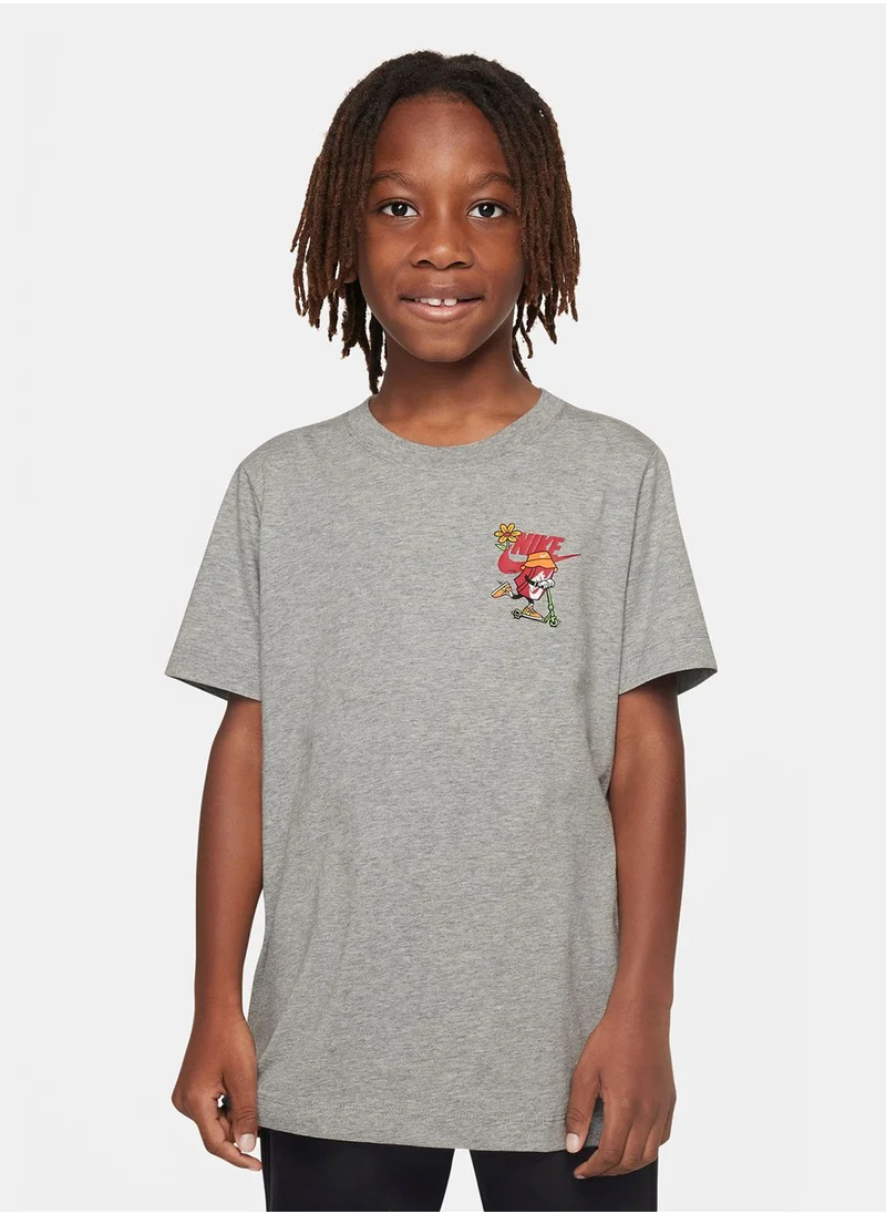 Nike Kids Nsw Boxy Scooter T-Shirt