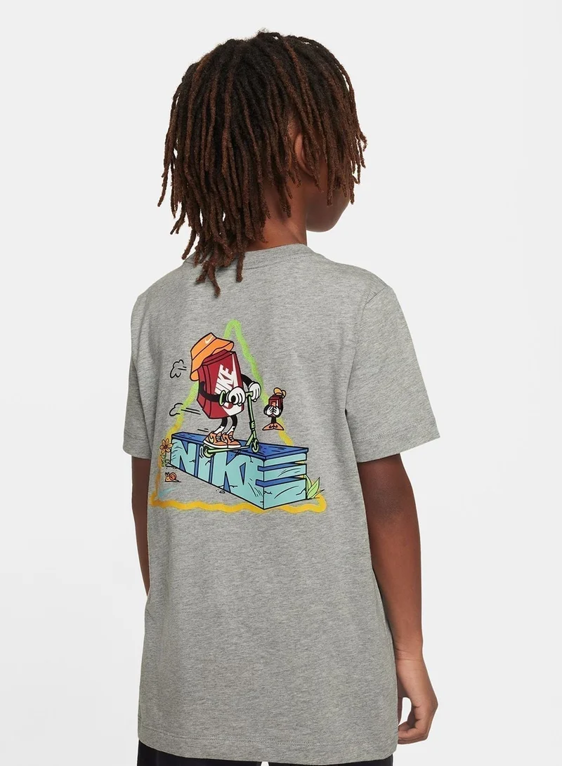 نايكي تيشيرت بوكسي سكوتر للأطفال