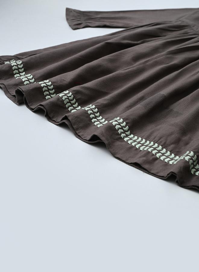 بيلا مودا فستان - مطرز - Image 4