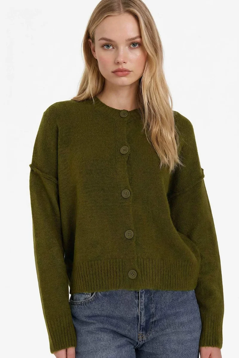 ديفاكتو Regular Fit Crew Neck Cardigan