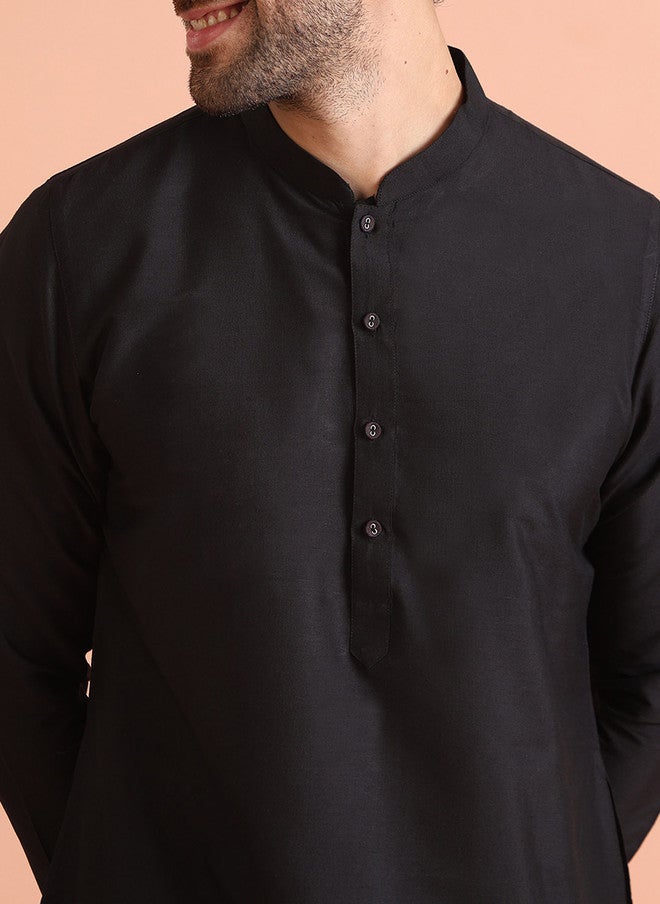 KISAH طقم كورتا بنطلون أسود صلب للرجال من كيساه - Image 3