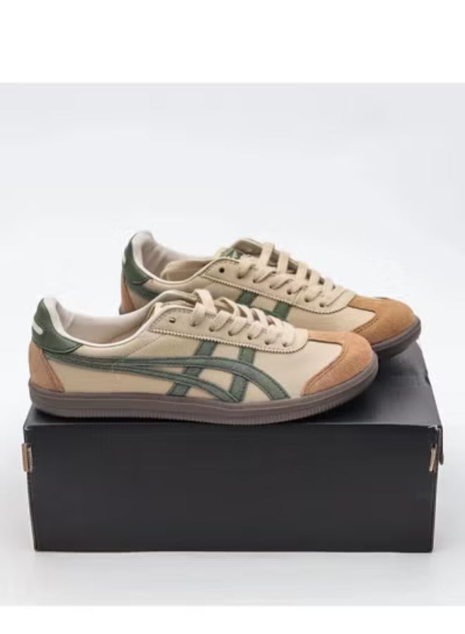 TIGER Beige Onitsuka Tiger Sneakers: A Blend of Retro and Elegance - Image 4