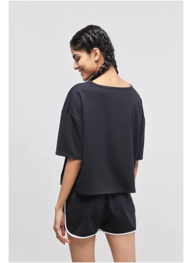 نسيسير Boxy Black Cotton Shorts