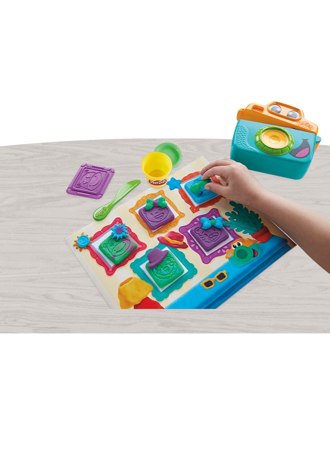 Play-Doh Photo Fun Starter Set, Kids Camera Toy For Pretend Play, Arts & Crafts For Girls & Boys 2+ With 7 Accessories & Playmat  - Image 5