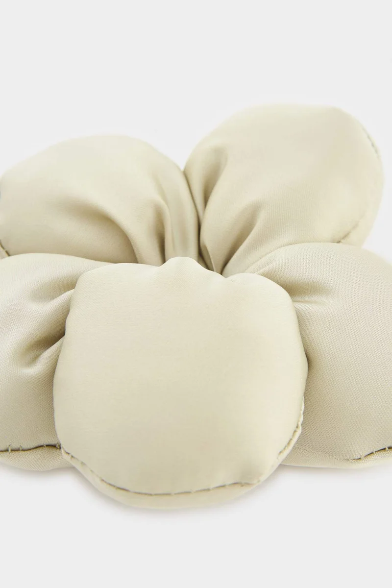 Defacto  Woman Flower Hair Accessory for Women | Best Price UAE
