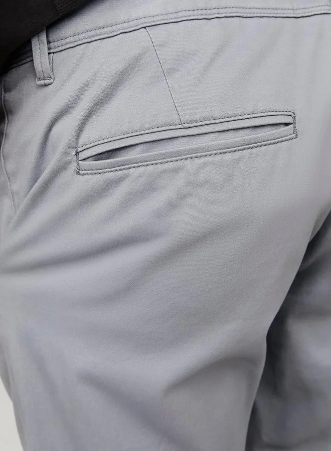 JACK & JONES Solid Slim Fit Chino Pants