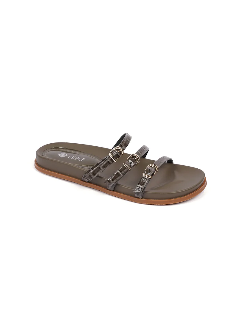 كيوبل Womens three strap Flats Sandals