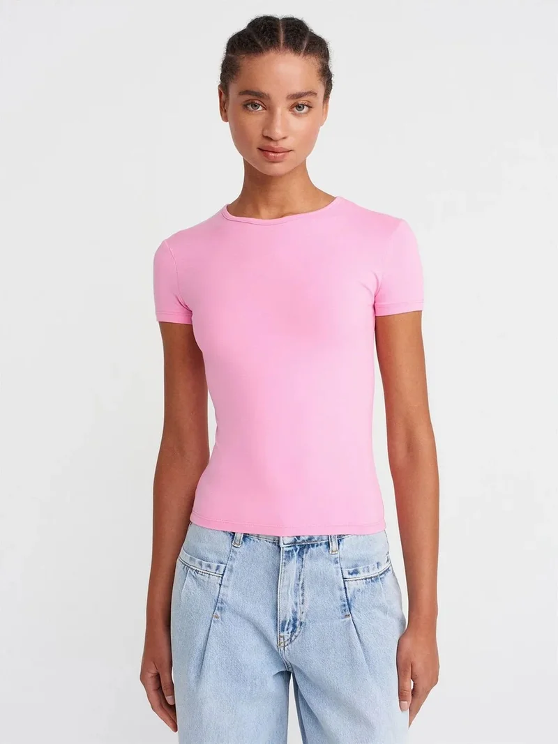 Dilvin DILVIN Women’s Crop Slim-fit Crew Neck T-shirt