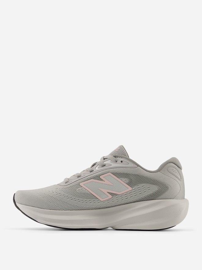 New Balance 680 Shoes - Image 1