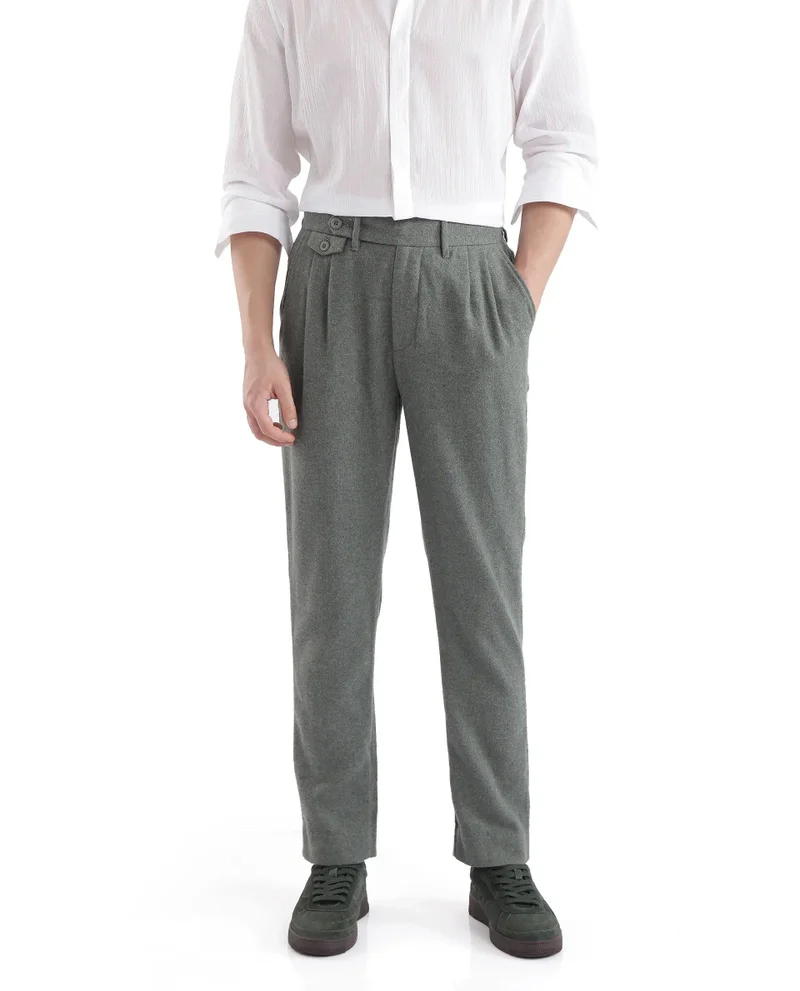 رير رابِت Men's Textured Pleated Trousers