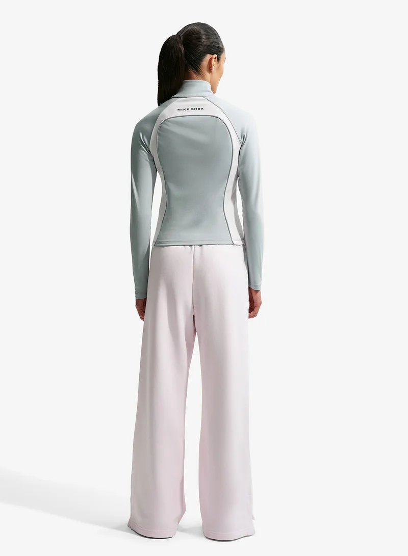 نايكي شورت فينيكس فليس