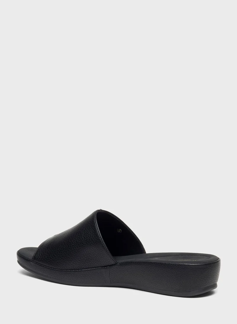 shoexpress Comfort Sandals