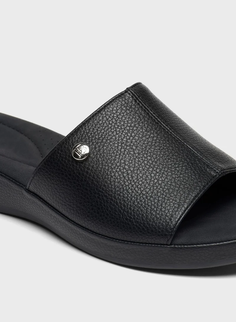 shoexpress Comfort Sandals