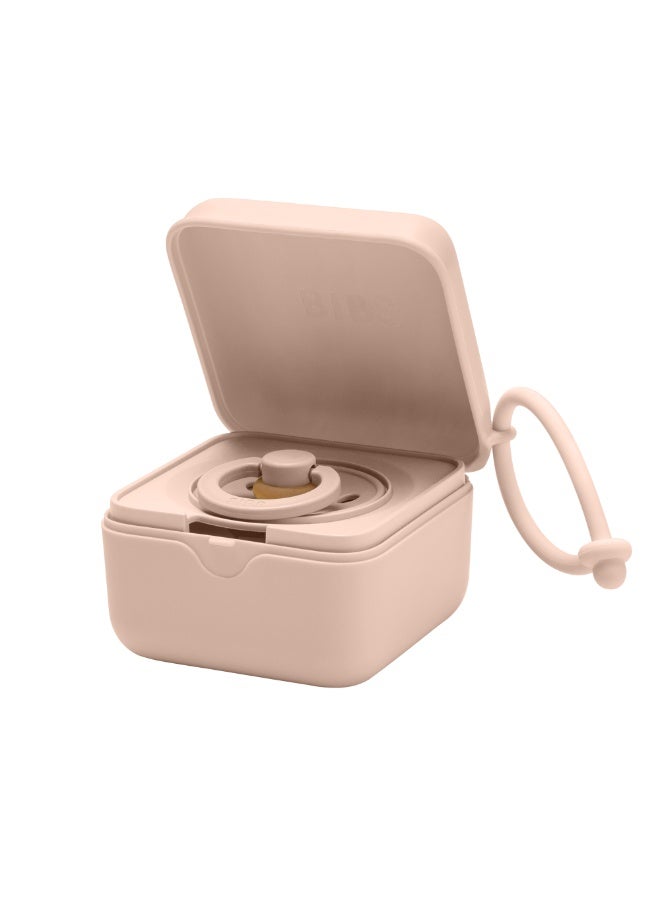 BIBS BIBS Pacifier Box with Elastic Band Sterilizer Box for Pacifiers. 100% BPA Free Material Blush - Image 3
