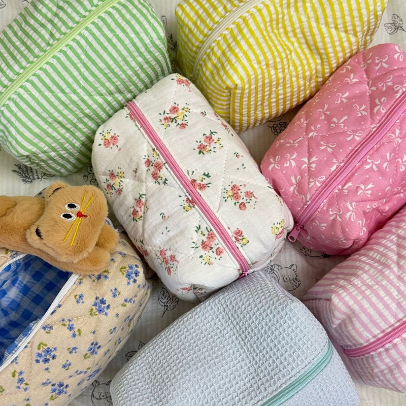 in stock Cute Ins Bear Makeup Bag High Beauty Value Large Capacity Skin Care Storage Bag Cartoon Portable Wash Bag - Image 5