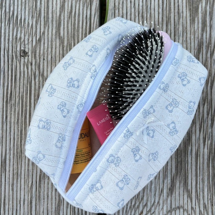 in stock Cute Ins Bear Makeup Bag High Beauty Value Large Capacity Skin Care Storage Bag Cartoon Portable Wash Bag - Image 3