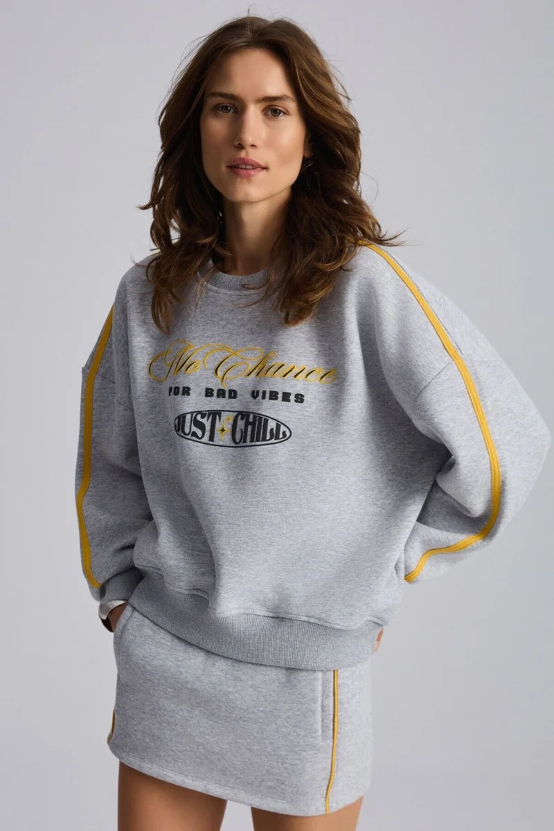 جريميلانج Mıreille Women's Printed 3 Thread Knitted Organic Cotton Regular Fit Grey Melange Sweatshirt