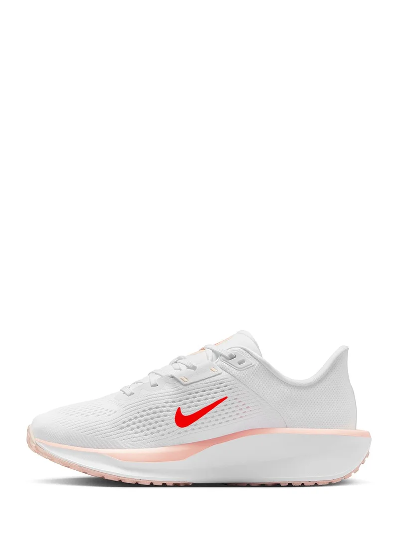 Nike Quest 6