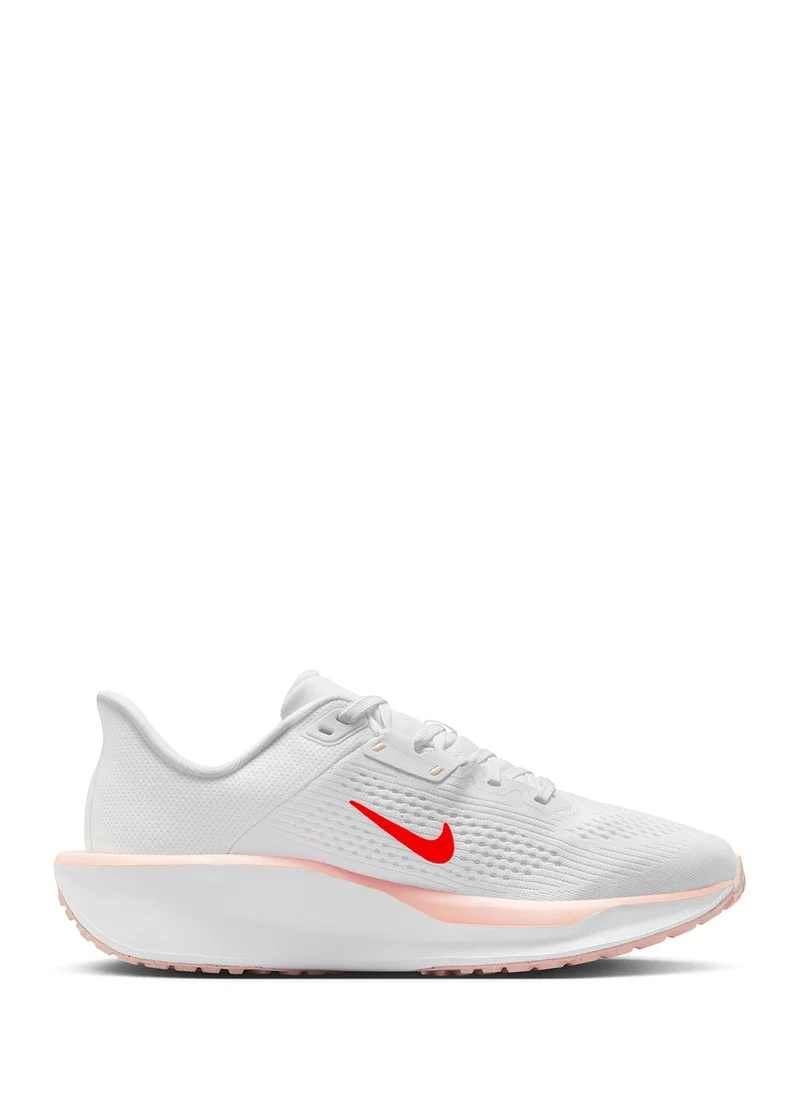 Nike Quest 6