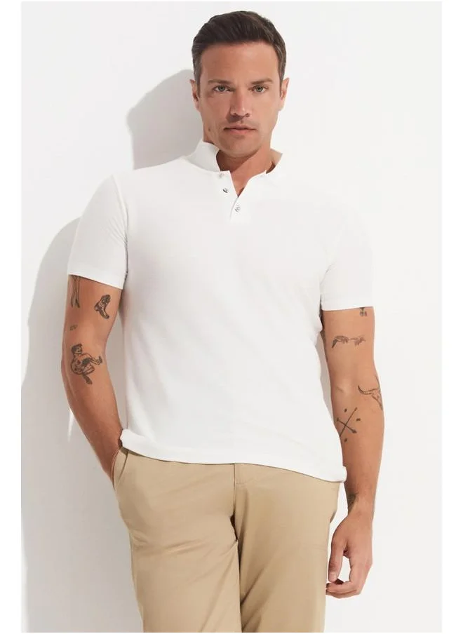 JUNE June Men Necked T-Shirt White