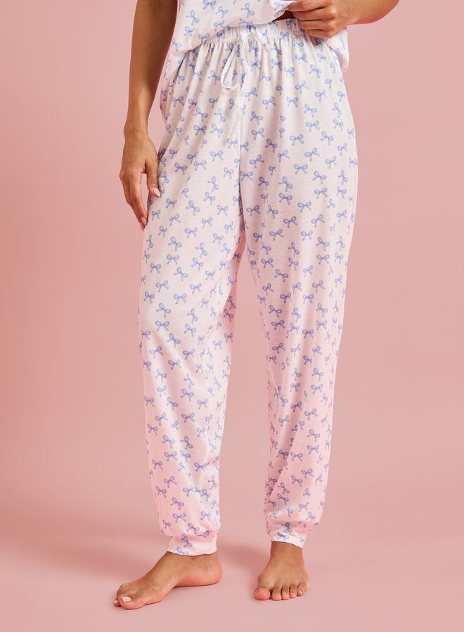 Styli Multi-Color All Over Bow Print T-Shirt and Pants Pyjama Set - Image 4