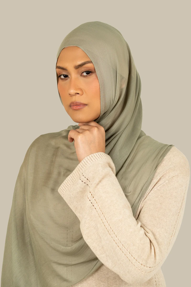 سيلكروز حجاب مودال منسوج بدقة بلون الزيتون المغسول