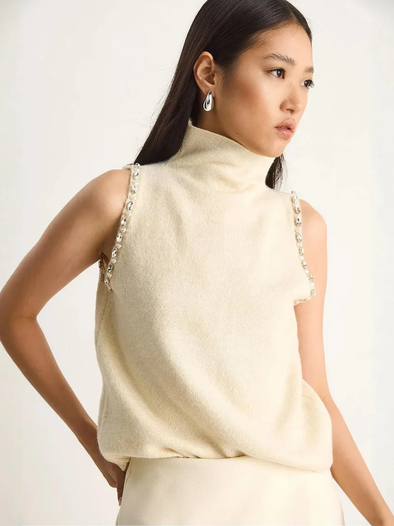 Bianco Lucci LUCCI Turtleneck Blouse with Pearl Detail