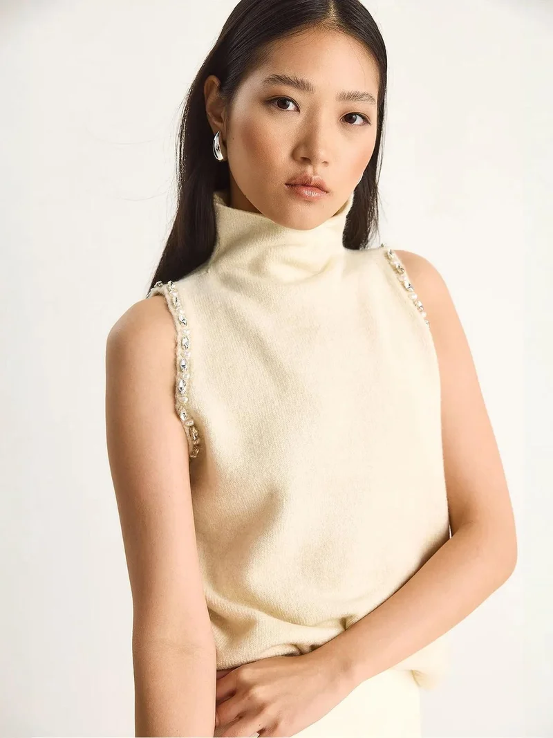 Bianco Lucci LUCCI Turtleneck Blouse with Pearl Detail
