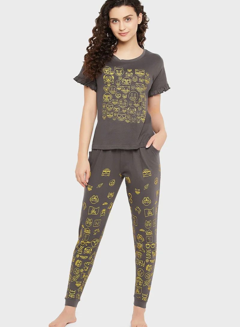 Clovia Printed Top & Pyjama Set