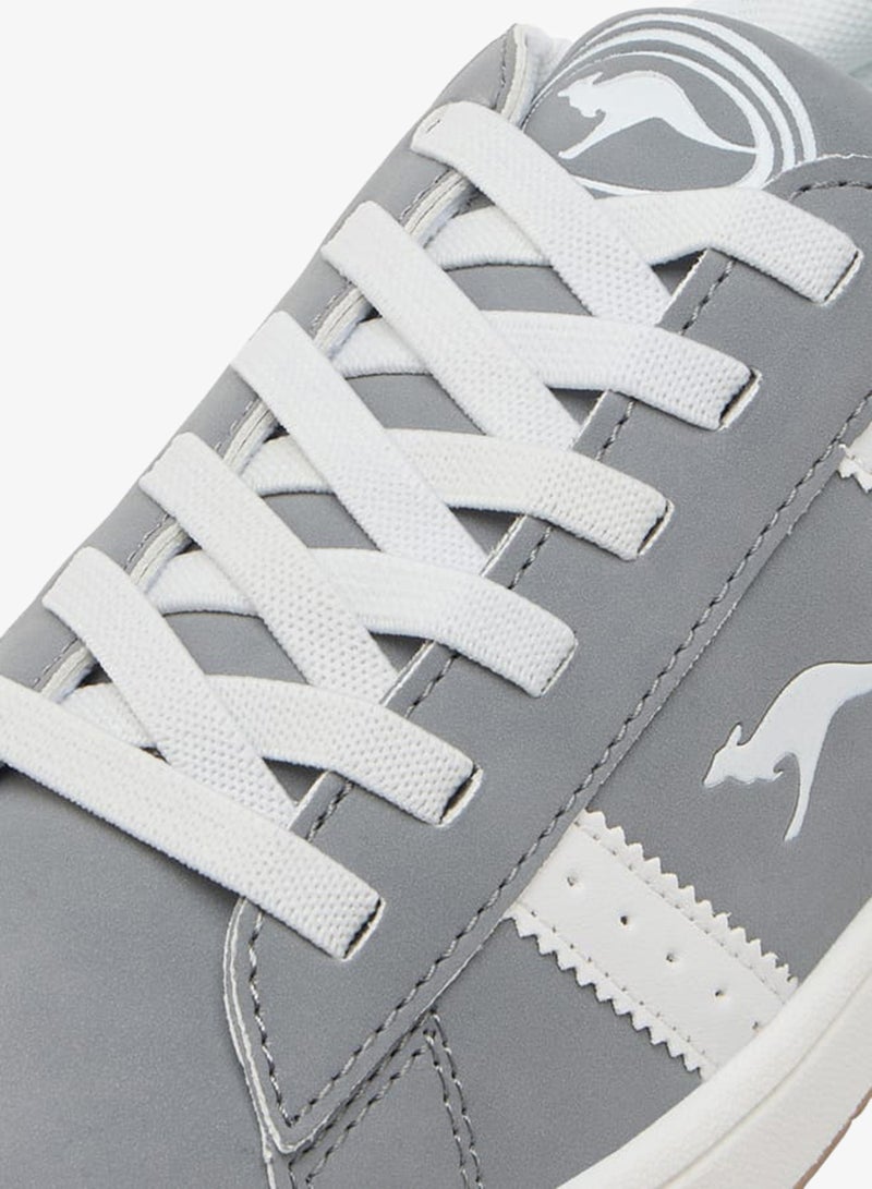 كانغاروس حذاء رياضي نسائي بشعار مع إغلاق برباط - Image 4