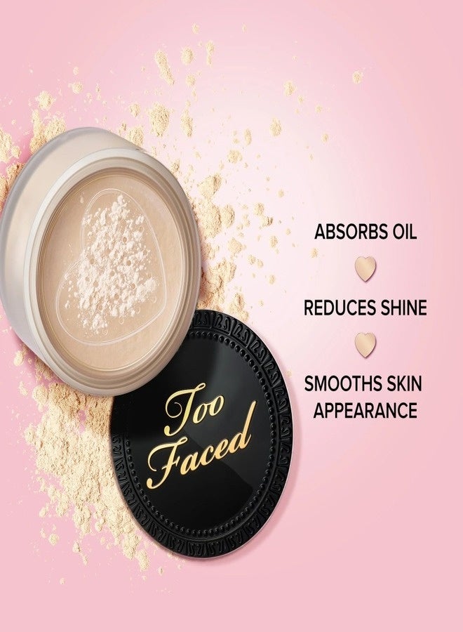 توب فيسد للمستحضرات التجميلية Too Faced Born This Way Setting Powder, Translucent (17g) – Natural Finish Loose Powder for Smooth, Poreless Skin, Long-Lasting Makeup Wear, and Oil Control - Image 5