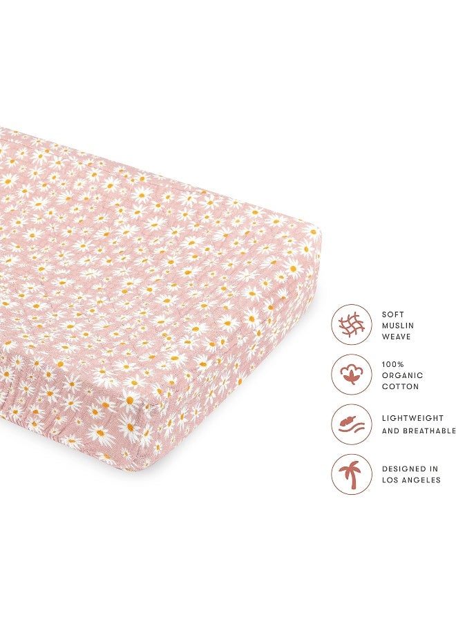 babyletto Babyletto 100% Quilted Organic Cotton Changing Pad Cover, GOTS-Certified, Fitted 360°, Ultra-Soft and Breathable Muslin - Daisy - Image 3