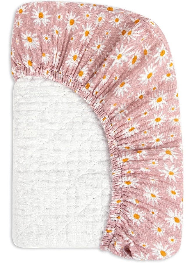 babyletto Babyletto 100% Quilted Organic Cotton Changing Pad Cover, GOTS-Certified, Fitted 360°, Ultra-Soft and Breathable Muslin - Daisy - Image 4
