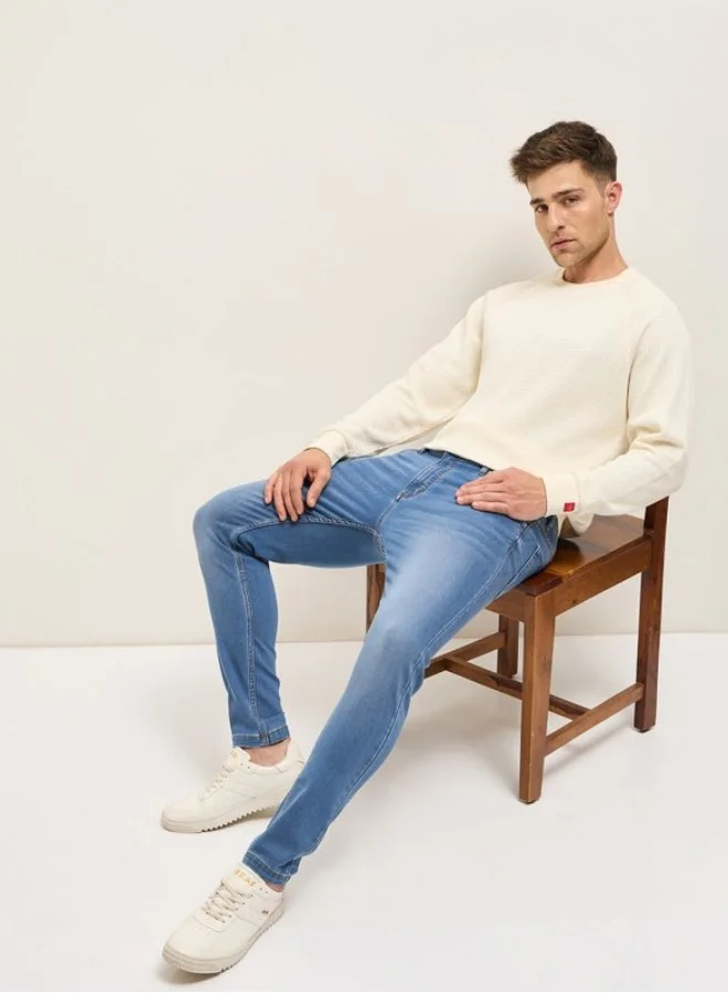 The Bear House  Men's Light Blue with Light Fade Mid-Rise Skinny Fit Jeans Classic Comfort With Modern Style, Perfect For Everyday Casual Looks And Effortless Streetwear Vibes for Men | Best Price UAE