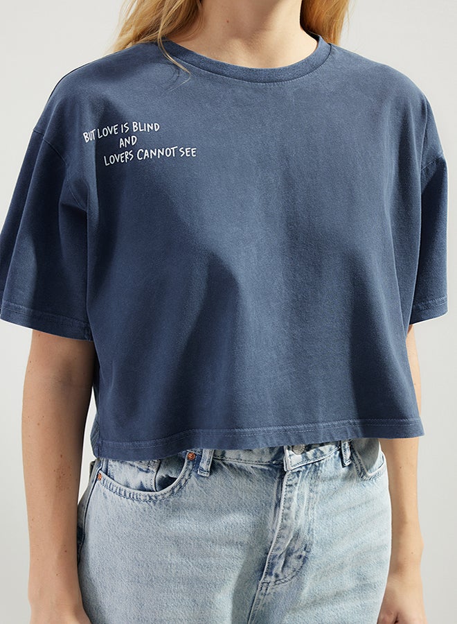 trendyol Indigo 100% Cotton Faded Effect Printed Crop Crew Neck Knitted T-Shirt TWOSS23TS00117 - Image 4