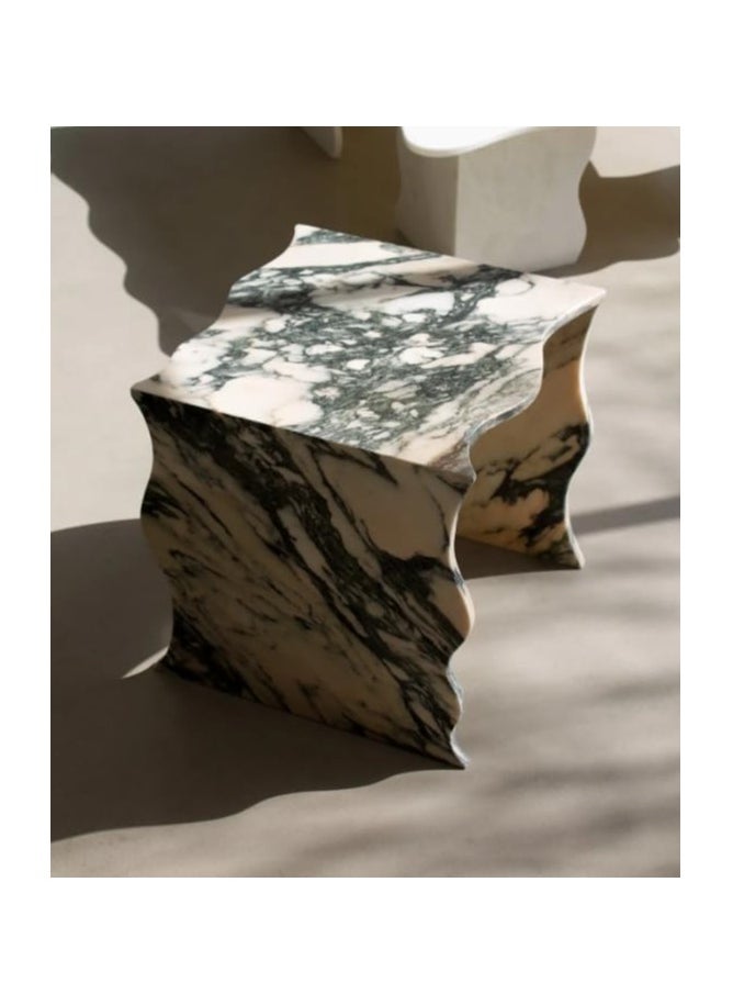 Generic Squiggle Chunkster - Tables size 20x20x20cm  - Image 1