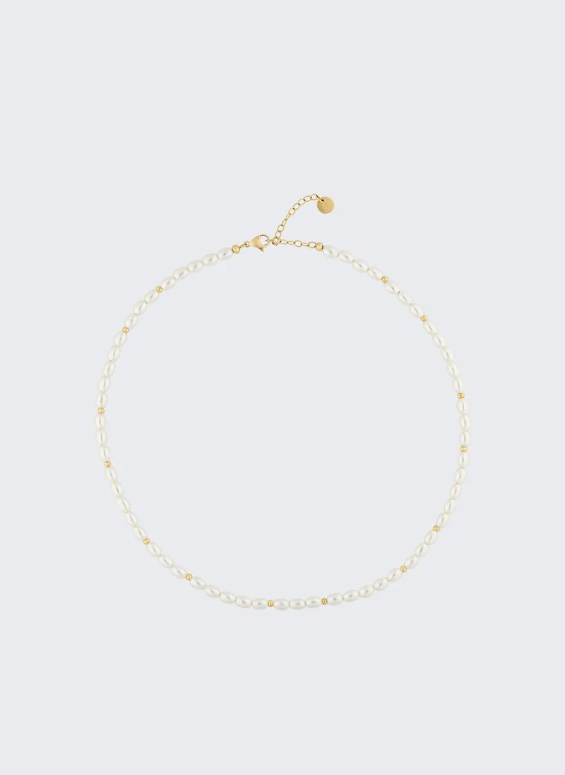 ليو جو عقد مزين بلآلئ