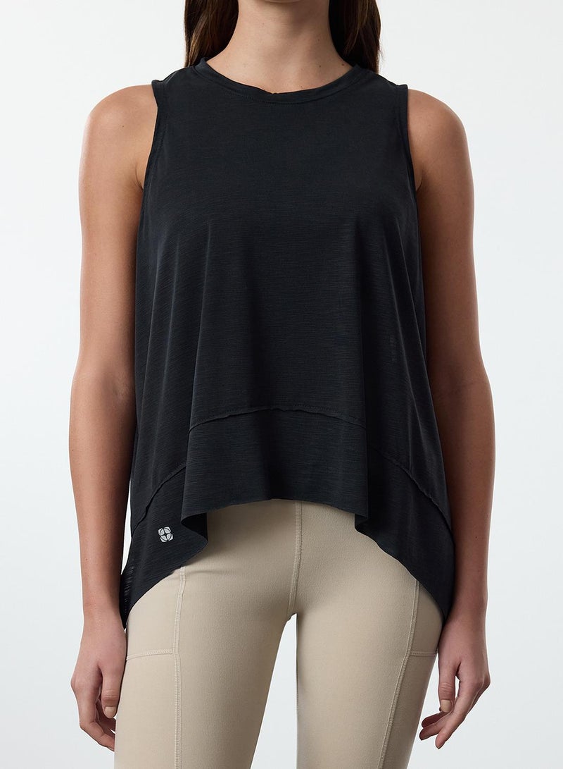 trendyol Reflector Print Black Micro Yoga Sports Top - Image 3
