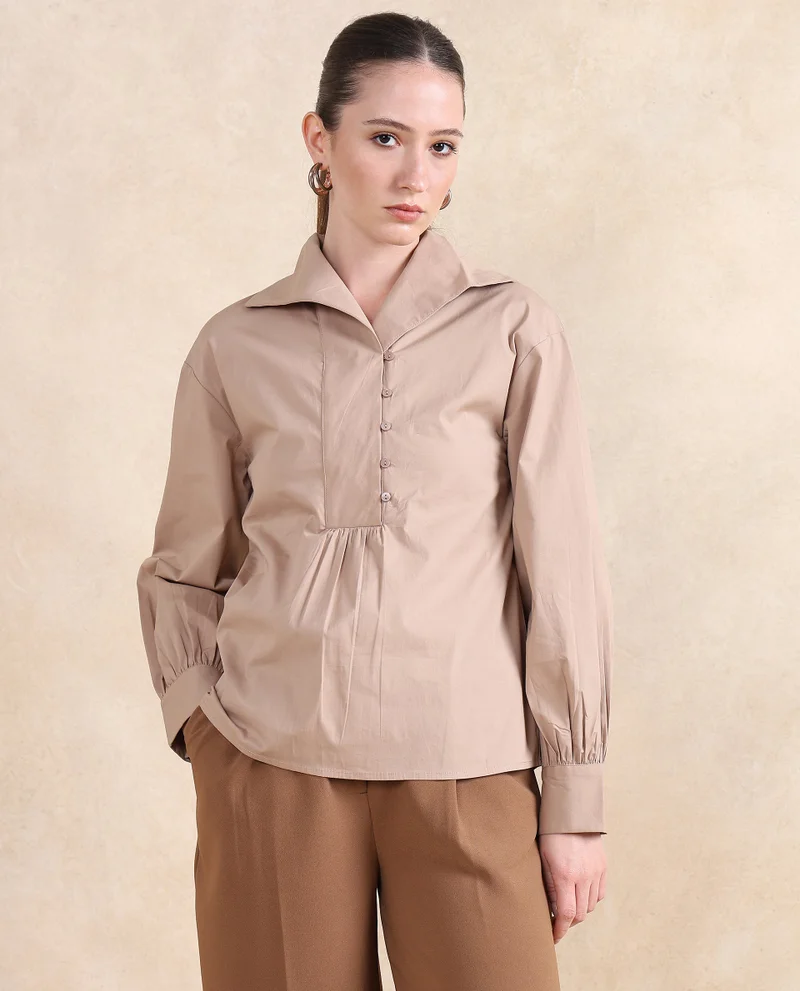 Rareism Women's Collared Top With Button Detailing