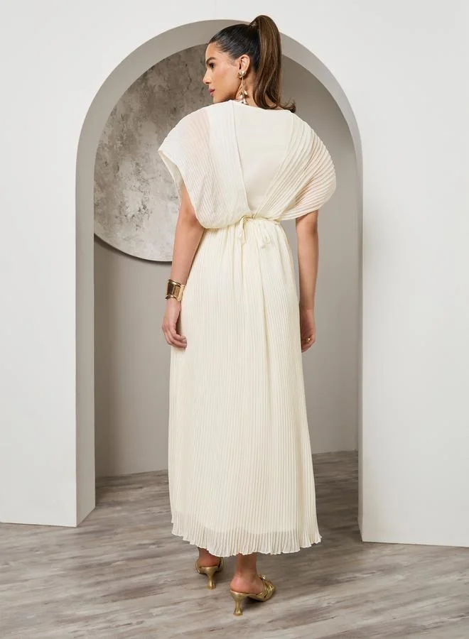 Styli Embellished Pleated Cape Sleeves A-Line Maxi Dress