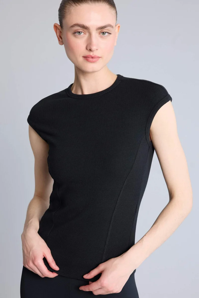 ديفاكتو Slim Fit Crew Neck Athletic Modal T-Shirt
