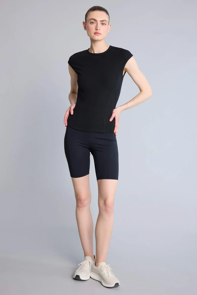 ديفاكتو Slim Fit Crew Neck Athletic Modal T-Shirt